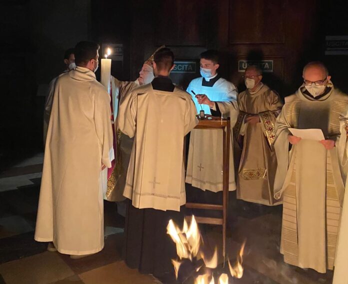 La Veglia di Pasqua nella Cattedrale di Perugia