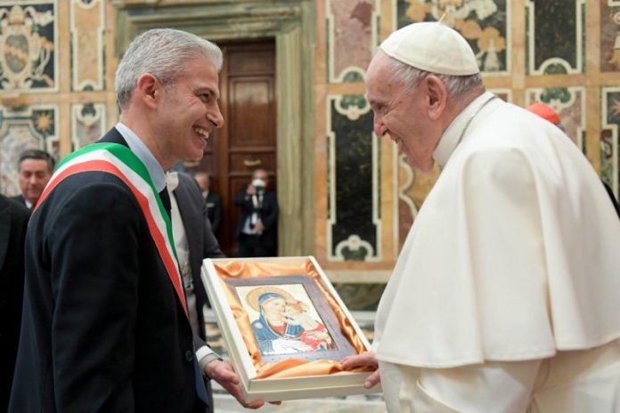 anci umbria papa francesco