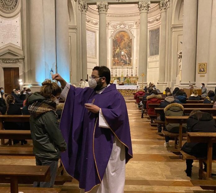 celebrazione mercoledì delle ceneri 2022 chiesa università perugia